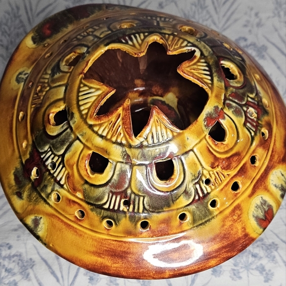 MUSHROOM - Picture 8 of 13